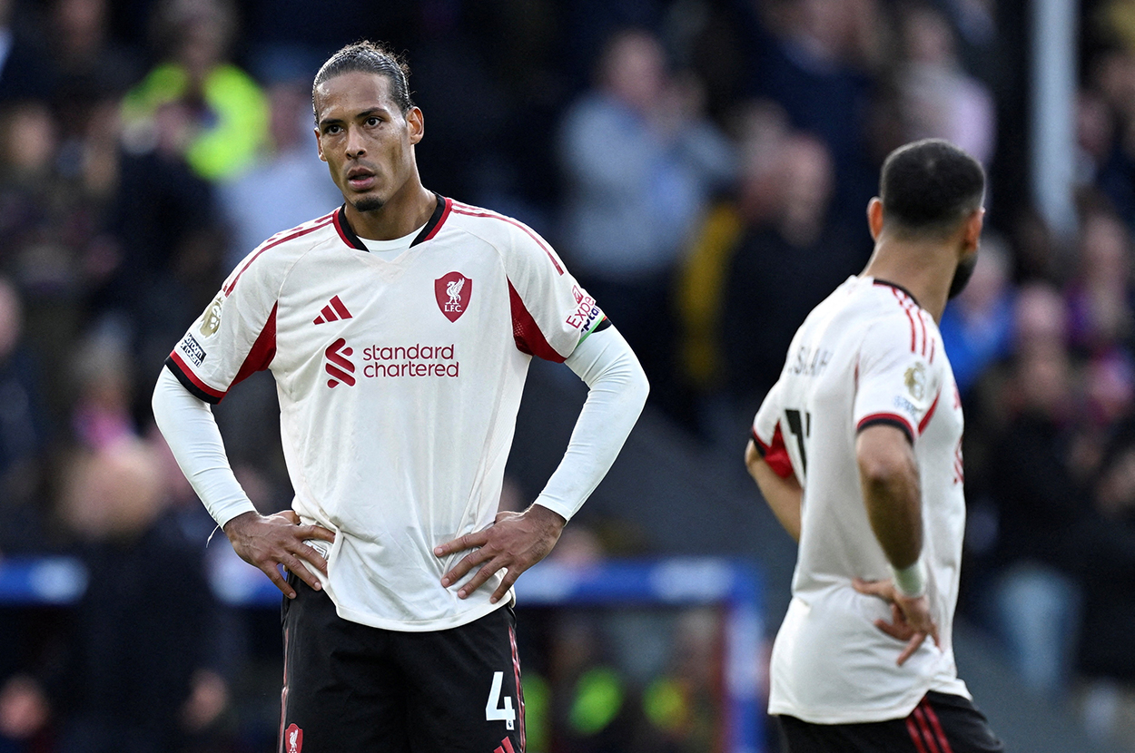 Van Basten'den Van Dijk'a Ağır Abilik Dersi: "Azıcık Dişini Göster Be Aslanım!"