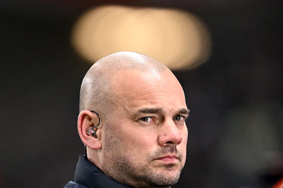 Wesley Sneijder, Galatasaray'ın zayıf yönünü Hollandalılara açıkladı: 5-1'lik yenilgiyi örnek verdi - 1 Wesley Sneijder, Galatasaray'ın zayıf yönünü Hollandalılara açıkladı: 5-1'lik yenilgiyi örnek verdi - 1