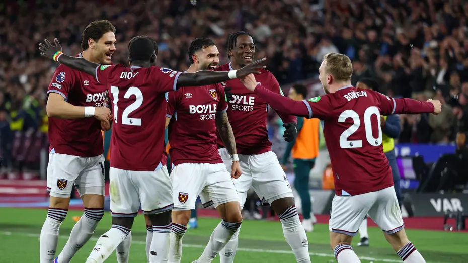 Wolves'u yenen West Ham, Tottenham'ı ateşe attı