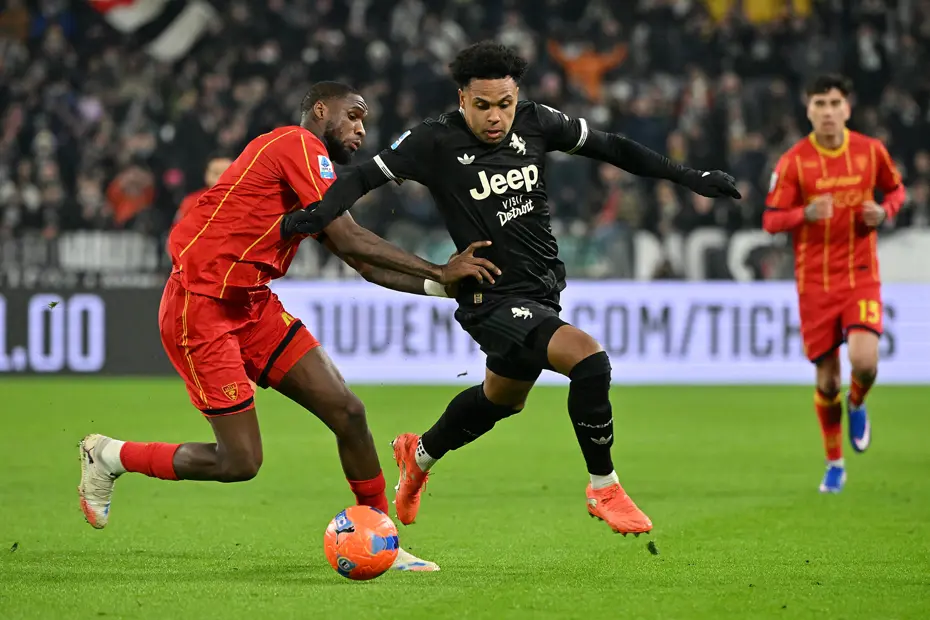 Lookman'ın ardından bir transfer derbisi daha: Fenerbahçe ve Galatasaray aynı yıldızın peşinde - 4