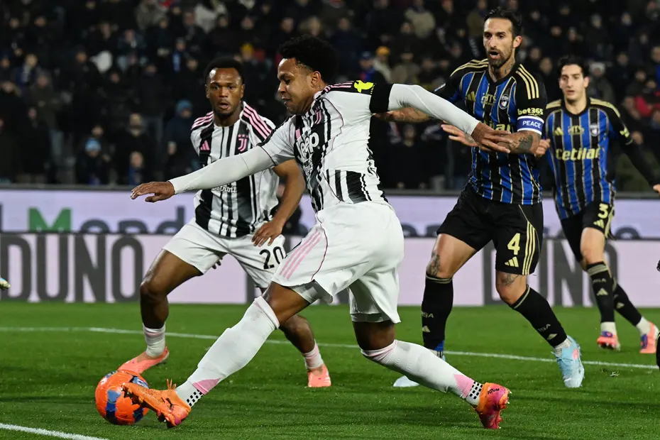 Lookman'ın ardından bir transfer derbisi daha: Fenerbahçe ve Galatasaray aynı yıldızın peşinde - 3