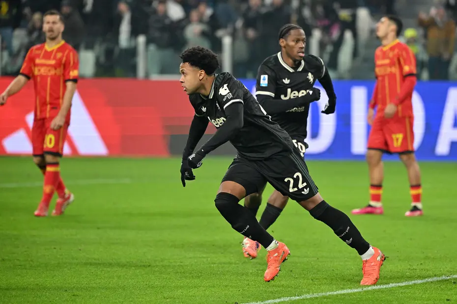 Lookman'ın ardından bir transfer derbisi daha: Fenerbahçe ve Galatasaray aynı yıldızın peşinde - 5