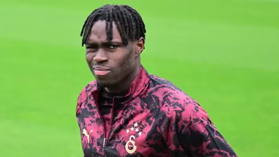 Galatasaray'da Singo depremi: Ayrılığı duyurup, bonservisi bile açıkladılar Galatasaray'da Singo depremi: Ayrılığı duyurup, bonservisi bile açıkladılar