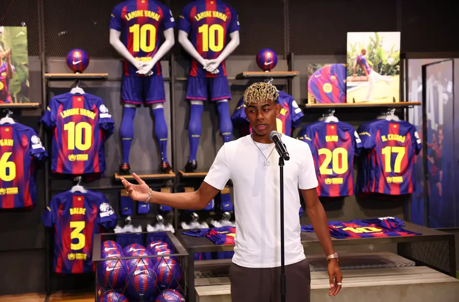 Barcelona'nın yeni 10 numarası Lamine Yamal - 3
