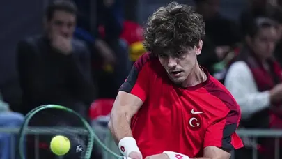 Milli tenisçi Yankı Erel'in BAE'deki maçı güvenlik alarmı sonrası yarıda kaldı