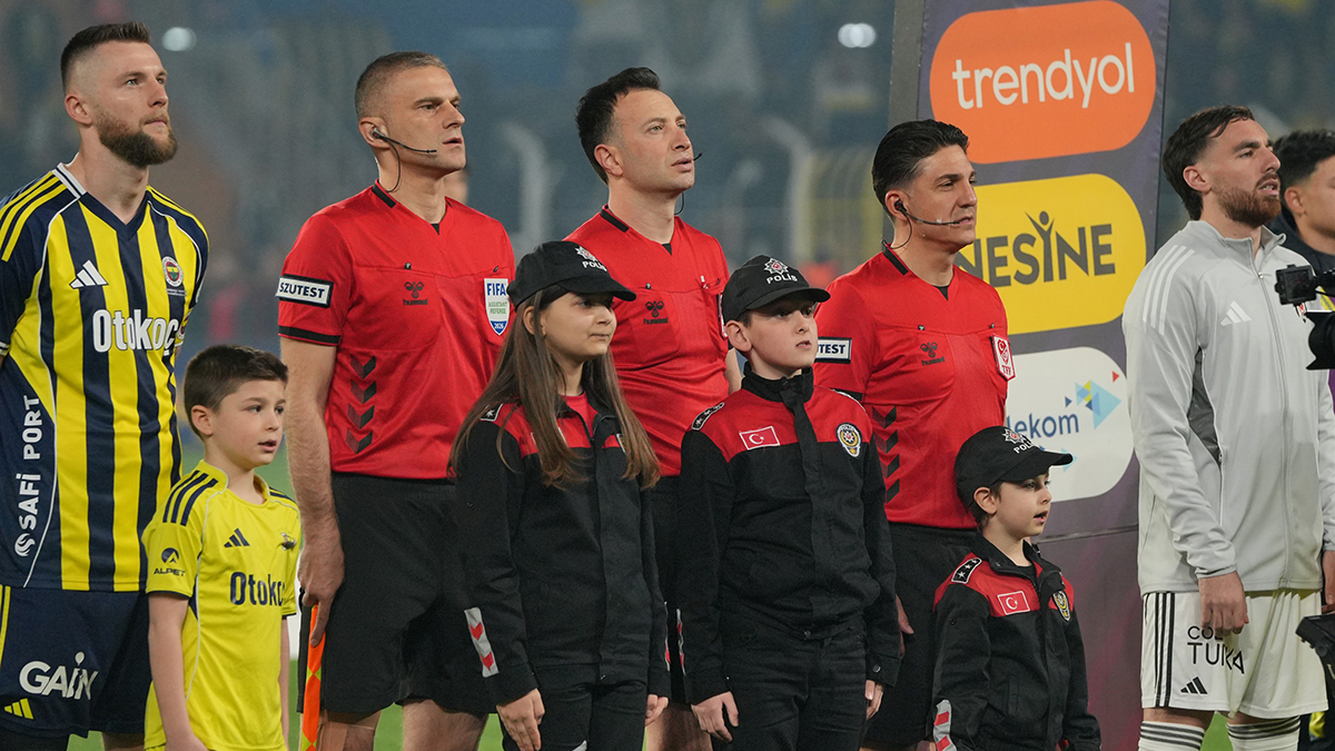 Penaltı için hangi hakem ne dedi? Fenerbahçe-Beşiktaş derbisindeki penaltı kararı doğru mu?