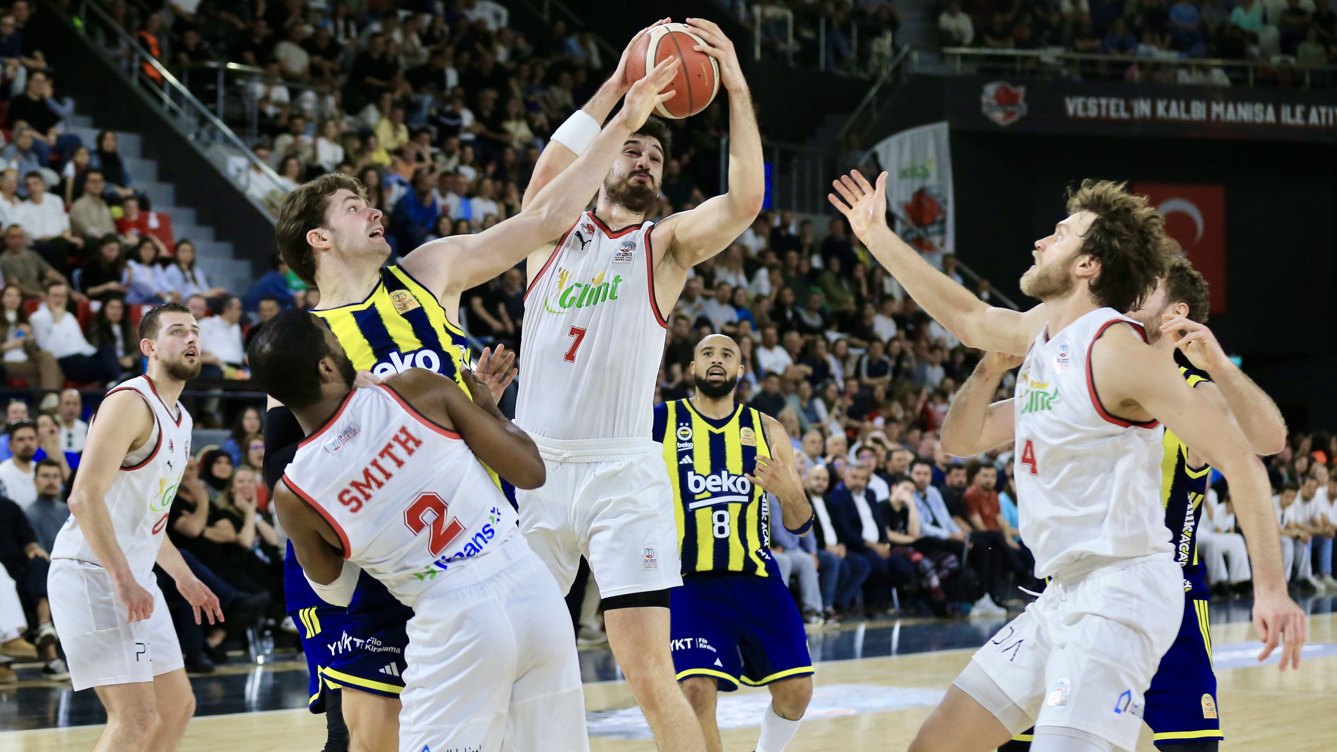 Fenerbahçe, Manisa deplasmanında hata yapmadı