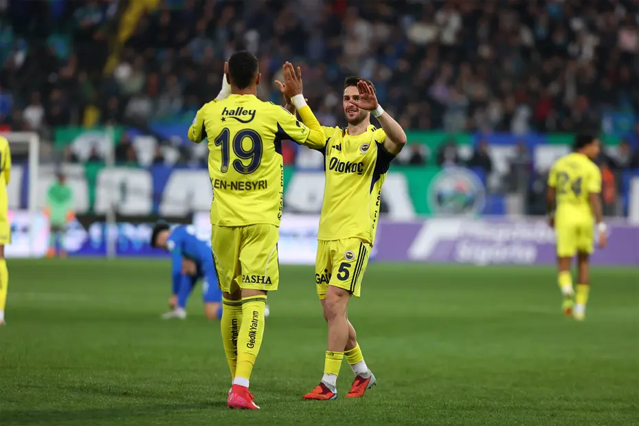 "Tedesco'nun Fenerbahçe'si, Mourinho'nun Fenerbahçe'sinden farklı" | Spor yazarları ne dedi? - 4