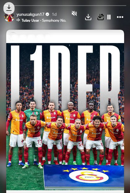 Yunus Akgün takım fotoğrafının olduğu ve “Lider” yazılı fotoğrafı paylaştı.