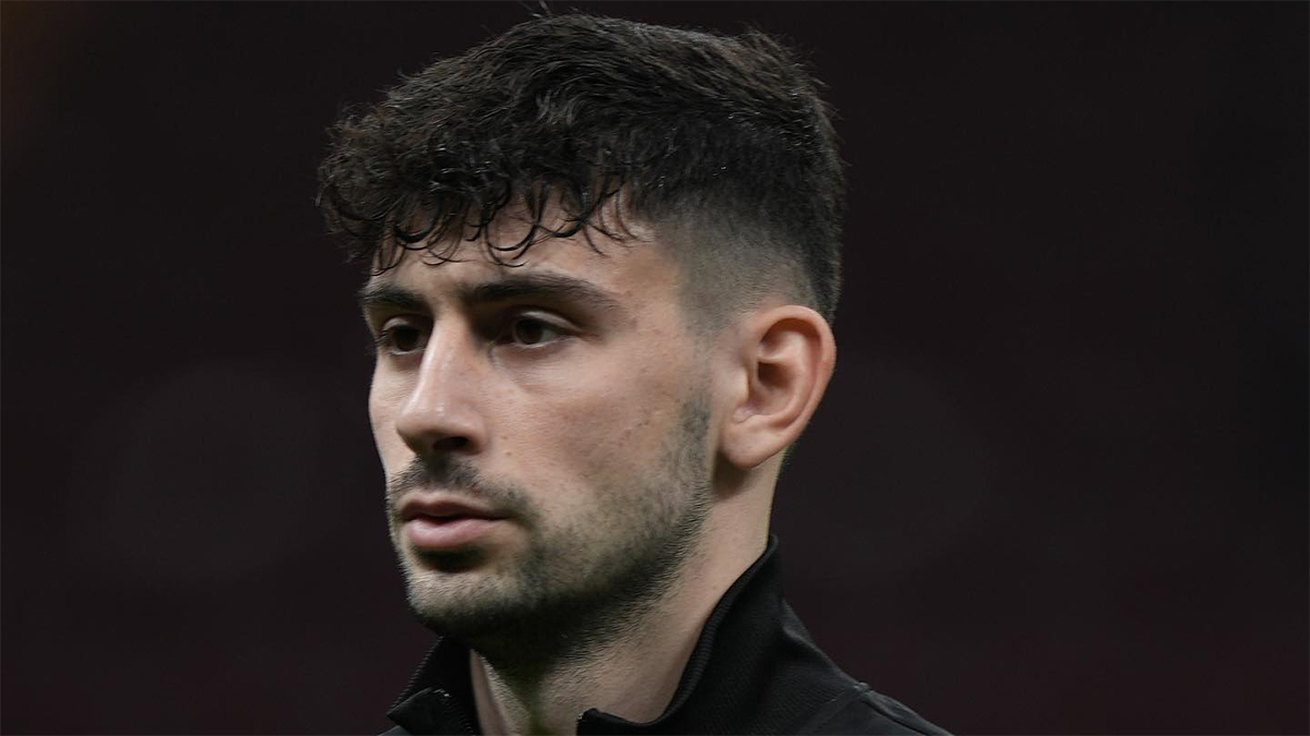 Taraftarlar Yusuf Demir'i görünce kazan kaldırmıştı! Galatasaray'dan açıklama geldi