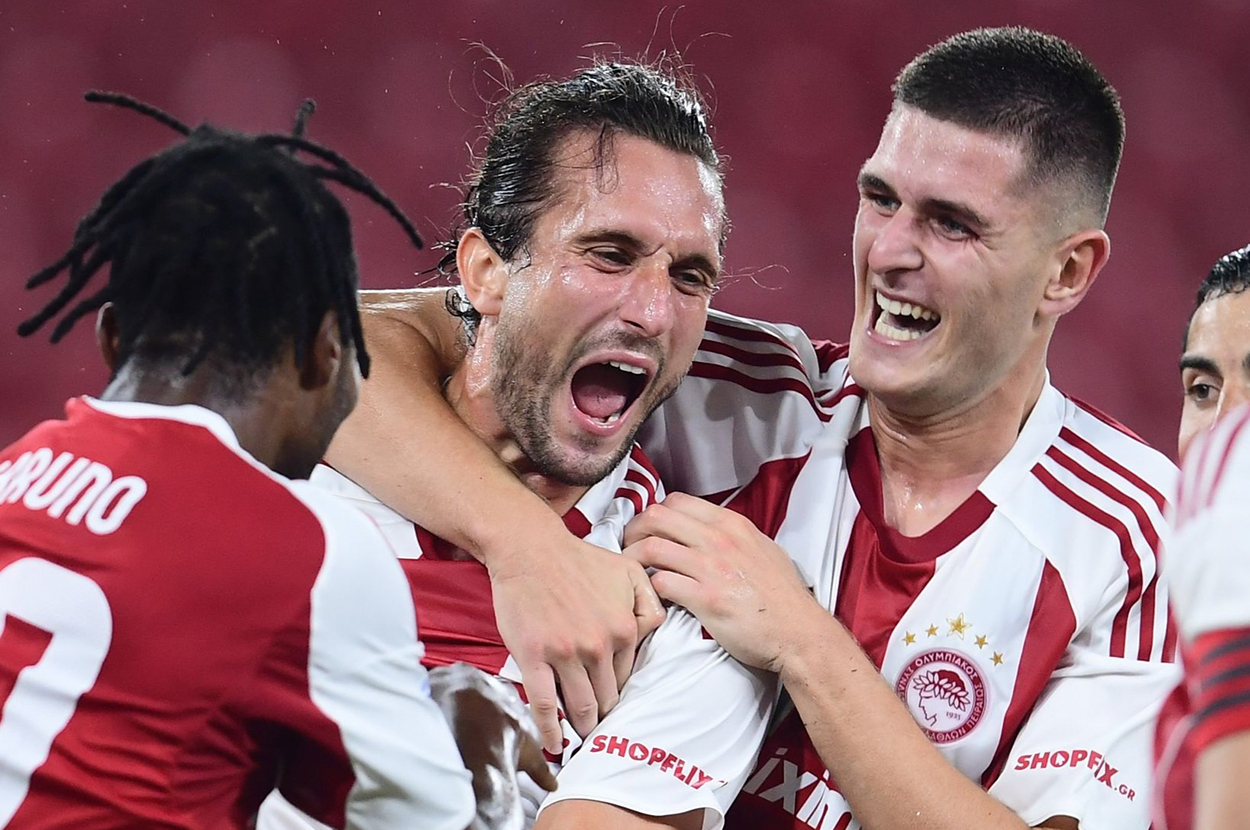 Yusuf Yazıcı 10 Ay Uyudu, Uyandığında Yunanistan'ı Titretti: 'Bu Gol Ne?!'