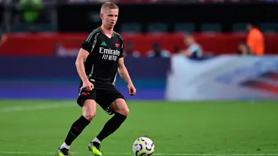 Fenerbahçe'nin teklif yaptığı Zinchenko transfer kararını verdi