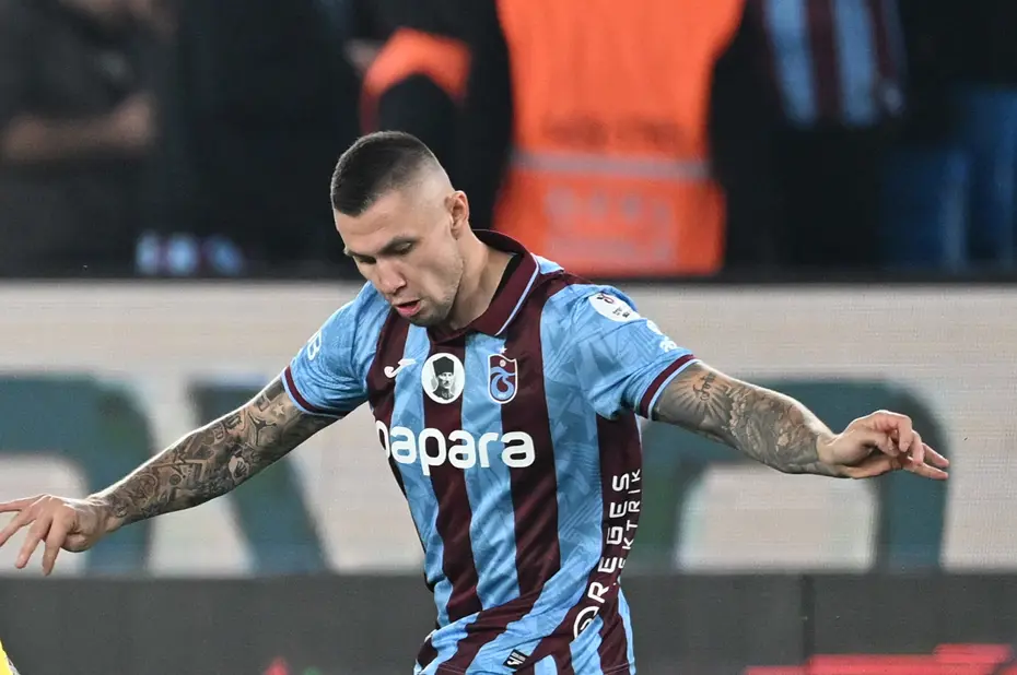 Oleksandr Zubkov'dan performans eleştirilerine olay yanıt: "Robot değilim" - 5 Oleksandr Zubkov'dan performans eleştirilerine olay yanıt: "Robot değilim" - 5